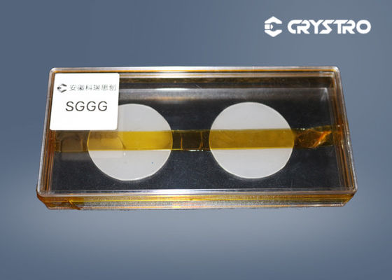 Kristall niedriger optischer Verlust-hoher Wärmeleitfähigkeits-einzelner Crystal Wafers SGGG